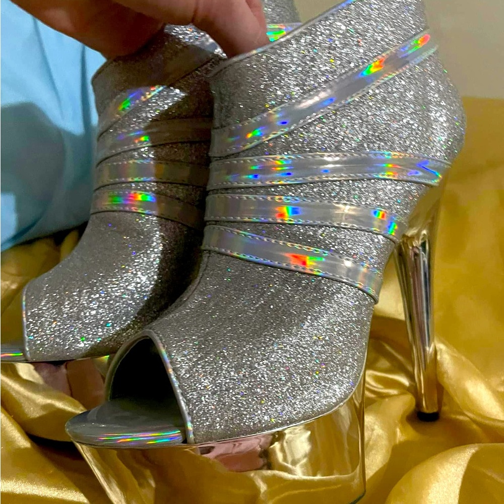 Ellie heels 9.5